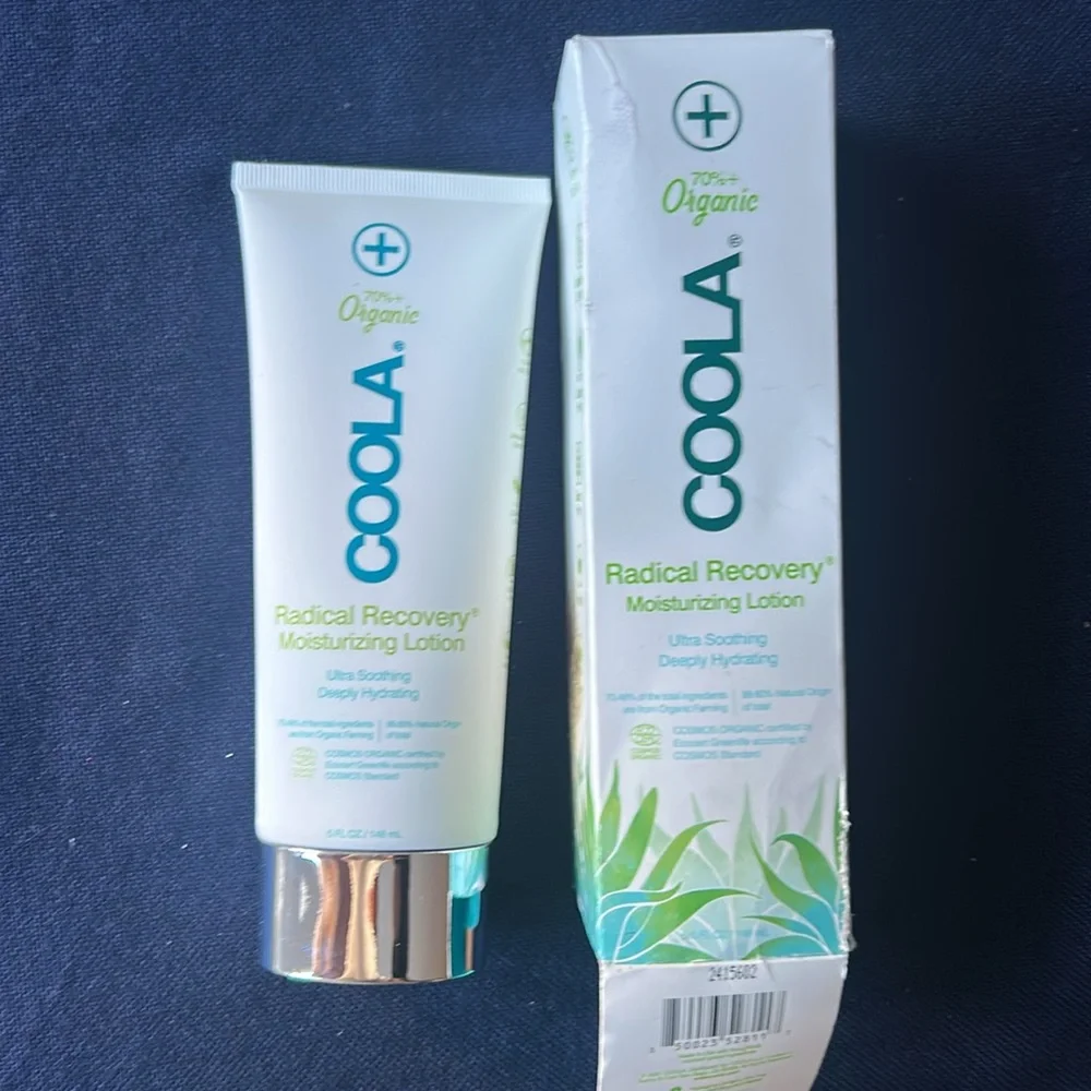 COOLA Radical Recovery‎ Moisturizing Lotion with Green Accents